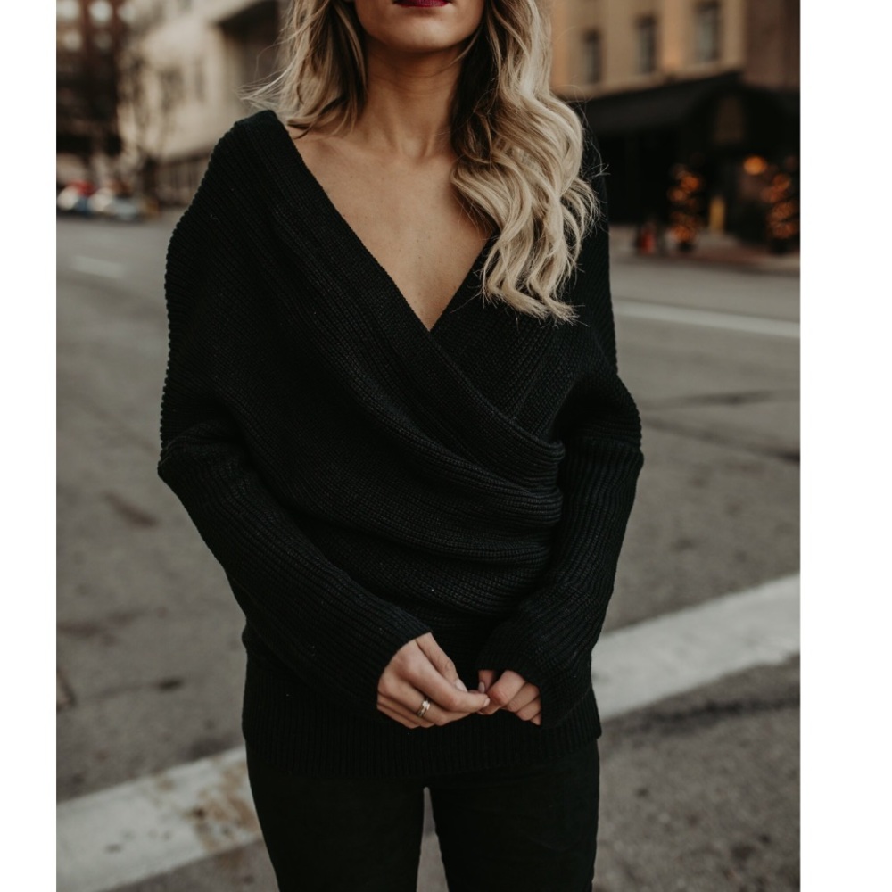 Adorable wrap sweater black size large